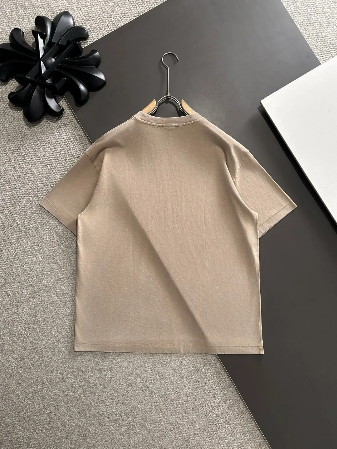 Next day shipping P460 Stone lsland/stone island high quality 2025 spring and summer new casual heavy industry suit exclusively developed by yb! High quality production! Imported custom-made fabrics for foreign orders, with high breathability and comfort, impeccable details, brand element design concept, delicate and soft feel! It presents a casual cut and the upper body shape is great! On sale simultaneously on the official website! From a high-end men's positioning brand, the low-key luxury taste is irresistible! Exquisite workmanship and impeccable quality! The overall style is simple, fashionable and timeless, fully meeting the requirements of stylish and tasteful dressing! Size: S-XXL